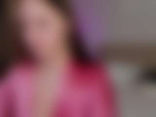 Live cam show with Cirilla-Rosee - Gray Eyes on hrnylive.com