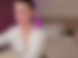 Live cam show with Cirilla-Rosee - Slender on Camsoda