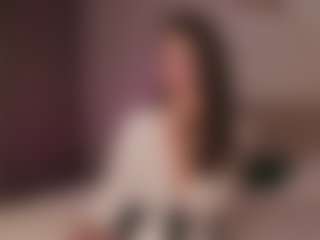 Live cam show with Cirilla-Rosee - Living Room on Camsoda