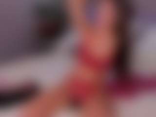 Live cam show with Cirilla-Rosee - Cosplay Young Adult on AdultVida.com