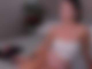 Live cam show with Cirilla-Rosee - Stockings on sexylive.show