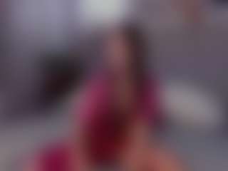 Live cam show with Cirilla-Rosee - Normal on Cam Slut