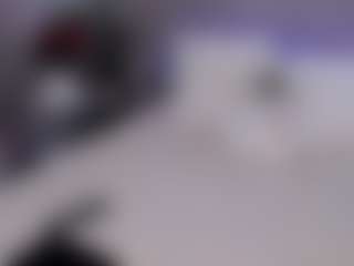 Live cam show with Cirilla-Rosee - Teasing on makecum.org