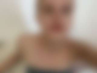 Live cam show with DenisseTinnin - Brown Eyes on sexylive.show