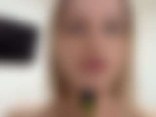 Live cam show with DenisseTinnin - Dildo on Dare Cams