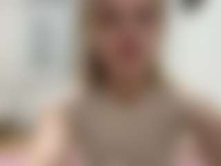 Live cam show with DenisseTinnin - Curvy on Fling VIP Chat