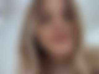 Live cam show with DenisseTinnin - Squirt on Mixed Magazine Live