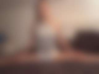 Live cam show with DenisseTinnin - Camel Toe on Camsoda