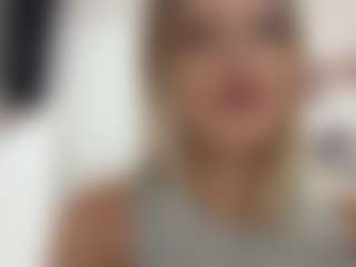 Live cam show with DenisseTinnin - Blonde Hair on CamClone