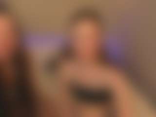 Live cam show with Ella - Smoking on Mixed Magazine Live