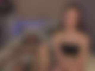 Ella's Live Sex Cam Show