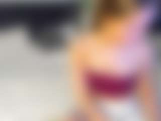 Ella's Live Sex Cam Show