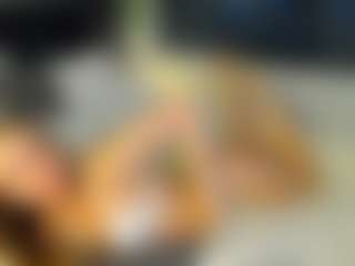 Live cam show with Ella - Brown Hair on liverealitysex.com