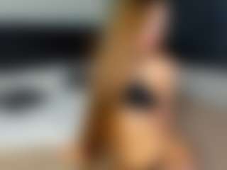 Live cam show with Ella - Petite on crypto-cams