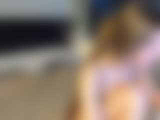 Ella's Live Sex Cam Show
