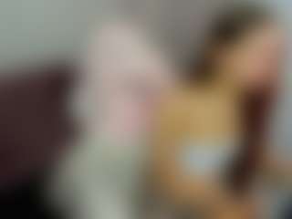 Live cam show with Ella - Living Room on Free Soda