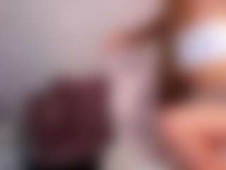 Ella's Live Sex Cam Show