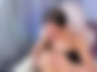 Ella's Live Sex Cam Show