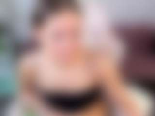 Live cam show with Ella - Twerk on livesuperchat.net