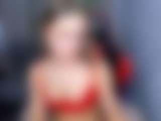 Live cam show with Ella - Slender on Dare Cams