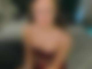 Live cam show with Ella - Bikini on camwithhim.com
