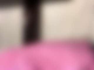GenaGnagey's Live Sex Cam Show