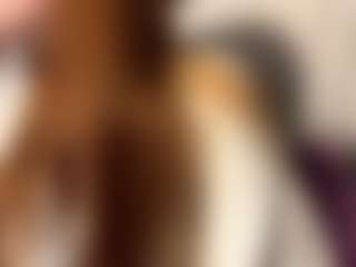GenaGnagey's Live Sex Cam Show