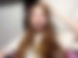 GenaGnagey's Live Sex Cam Show