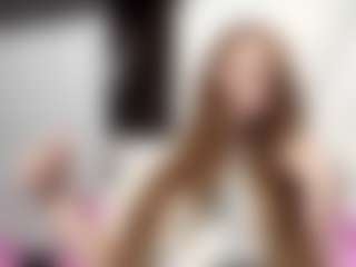 GenaGnagey's Live Sex Cam Show