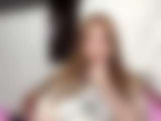GenaGnagey's Live Sex Cam Show