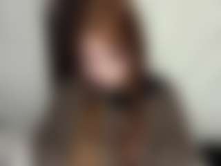 Live cam show with GenaGnagey - Young Adult on Mixed Magazine Live
