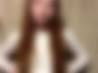 Live cam show with GenaGnagey - Red Hair on Hubzter Live