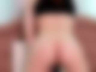 LianaJordanovich's Live Sex Cam Show