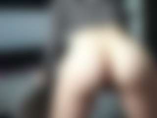 Live cam show with LianaJordanovich - Average on PervPlay.com