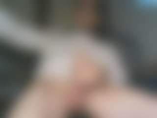 Live cam show with PaoloRavenna - Handjob on Dolls Live