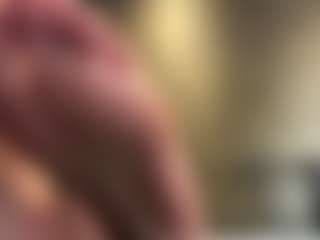 Live cam show with PenelopeBiebel - Brown Eyes on crypto-cams