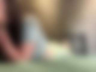 Live cam show with PenelopeBiebel - Normal on livesuperchat.net
