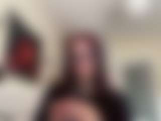 Live cam show with Camila - Sexy on CamwithHer