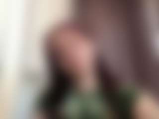 Live cam show with Camila - Spank on Hubzter Live