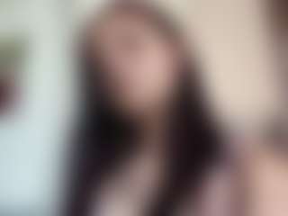 Live cam show with Camila - Squirt Teen (18+) on Dare Cams