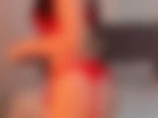 Live cam show with Samantha-Velle - Skinny on Milfs Live