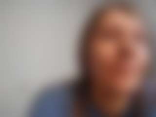 Live cam show with ShannonRavo - Small Tits on Milfs Live
