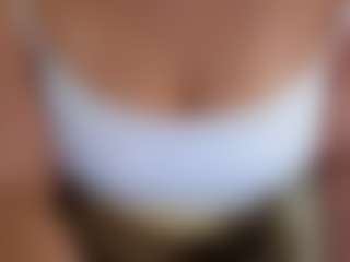 Live cam show with StephanieBumbalo - Latina on liverealitysex.com