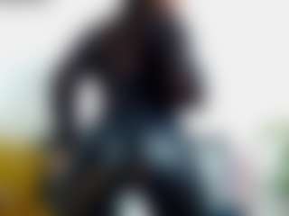 Live cam show with charllotte_sexy - Colombia on Fling VIP Chat