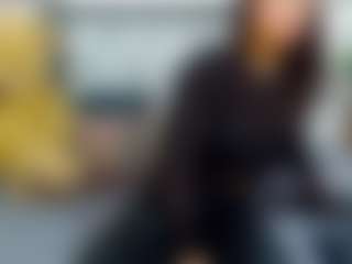 Live cam show with charllotte_sexy - Colombia on Uber Horny