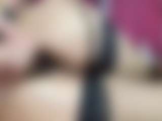 Live cam show with issyfreya - Brown Hair on Camsoda