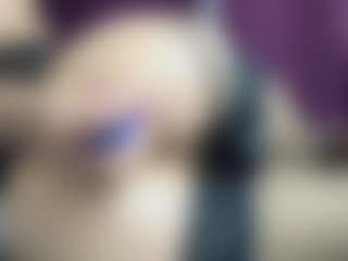 issyfreya's Live Sex Cam Show