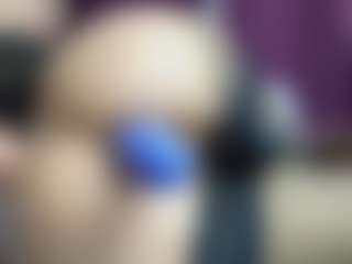 issyfreya's Live Sex Cam Show