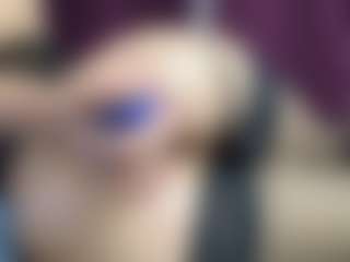 issyfreya's Live Sex Cam Show