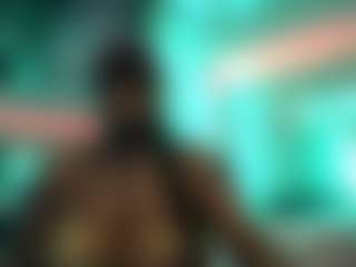 AFRICA THEE SAVAGE's Live Sex Cam Show